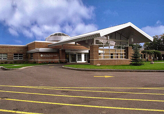 342_Eagle_River_Memorial_Hospital