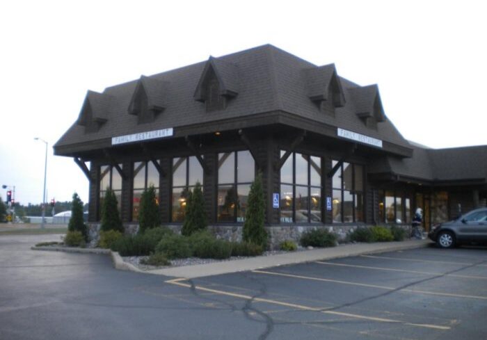 369_Friensship-House