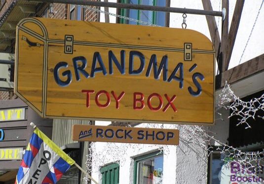 374_Grandmas_Toy_Box_Grandmas_Toy_Box_Sign