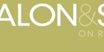 Salon on Railroad Logo